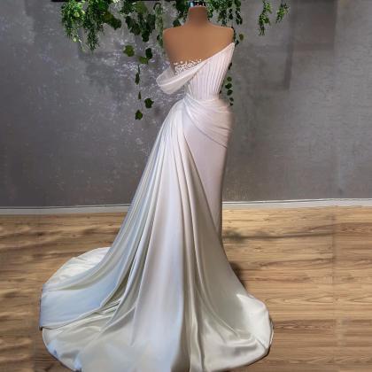 White Charming Elegant Mermaid Prom Dresses Pearls..