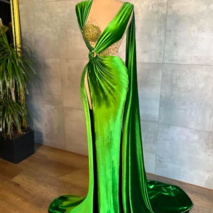 Velvet Green Mermaid Prom Dresses V Neck..