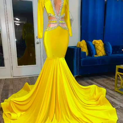 Yellow Velvet Beaded Mermaid Prom Dresses 2023..