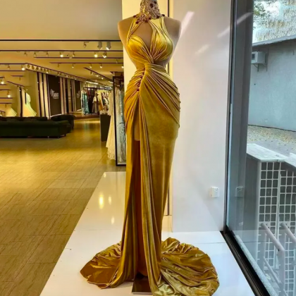 Gold Velvet Prom Dresses Elegant Ruched Long Sweep..