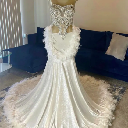 Luxury Mermaid Prom Dresses 2023 Sheer Neck Beads..