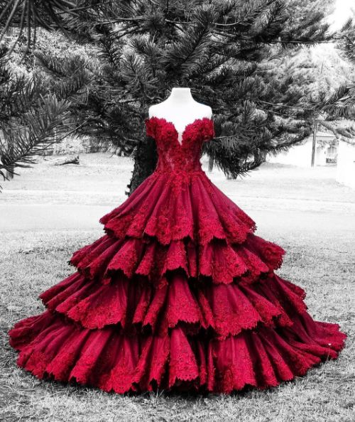 Ball Gown Prom Dresses, 2020 Prom Dresses, Sweetheart Prom Dresses, Tiered Prom Dresses, Lace Prom Dresses, Puffy Prom Dresses, Ruffle Prom