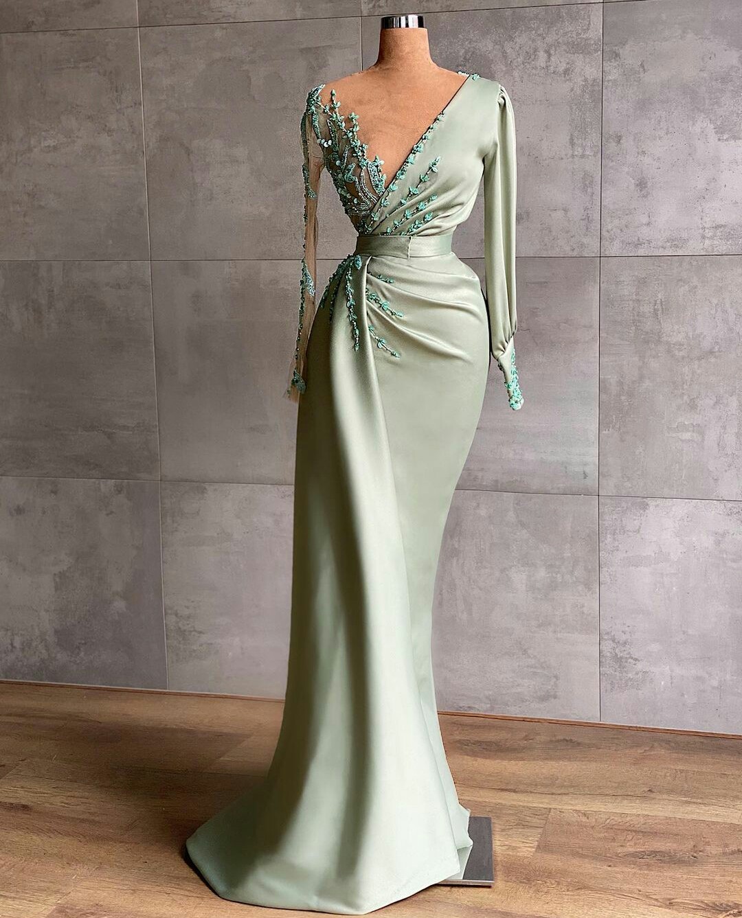 Mint Green Sheer Jewel Neck Beaded Evening Dresses Long Sleeve Mermaid Prom Dress Custom Made 2022 Women Formal Party Gown