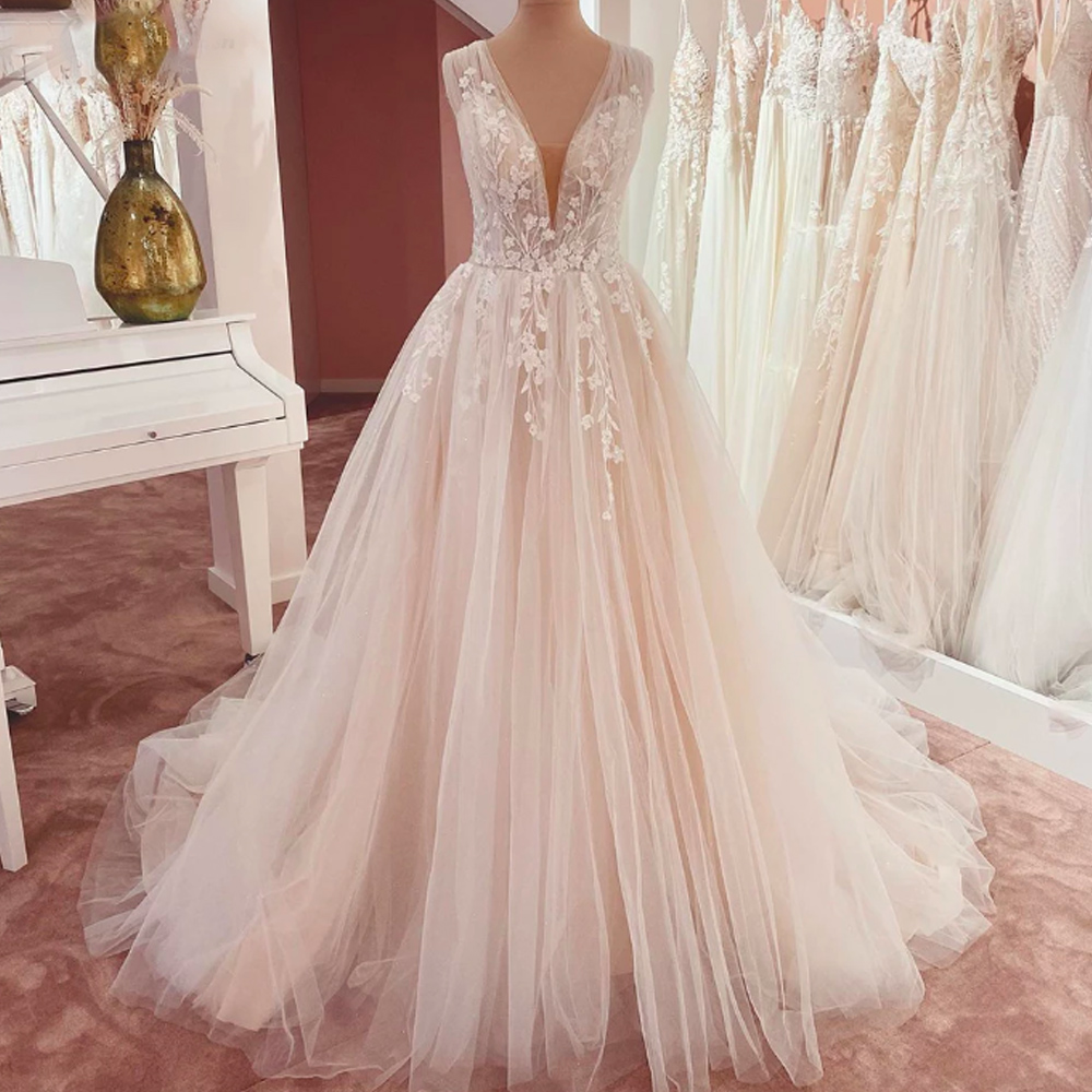 Elegant V-neck Wedding Dresses Lace Appliques Sleeveless Backless Boho Wedding Gowns Plus Size Bridal Dress Robe De Mariee