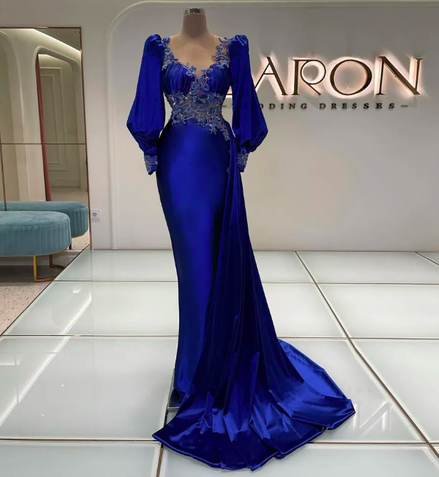 Mermaid Crew Sweep-length Blue Formal Dresses With Applique