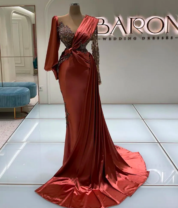 green emerald velvet dress Glamorous Evening Dress A-Line Jewel Neck Lace Floor-Length Lace Formal Dinner Dresses main image 0
