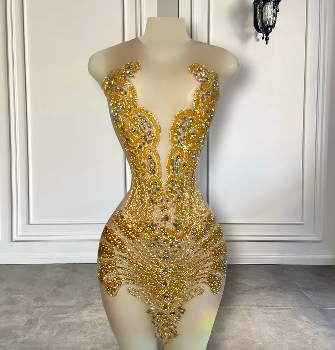 Sexy Sheer See Through Black Girl Short Prom Dress Golden Diamond Luxury Beaded Crystals Women Cocktail Party Gowns For Birthday Robe De Soiree