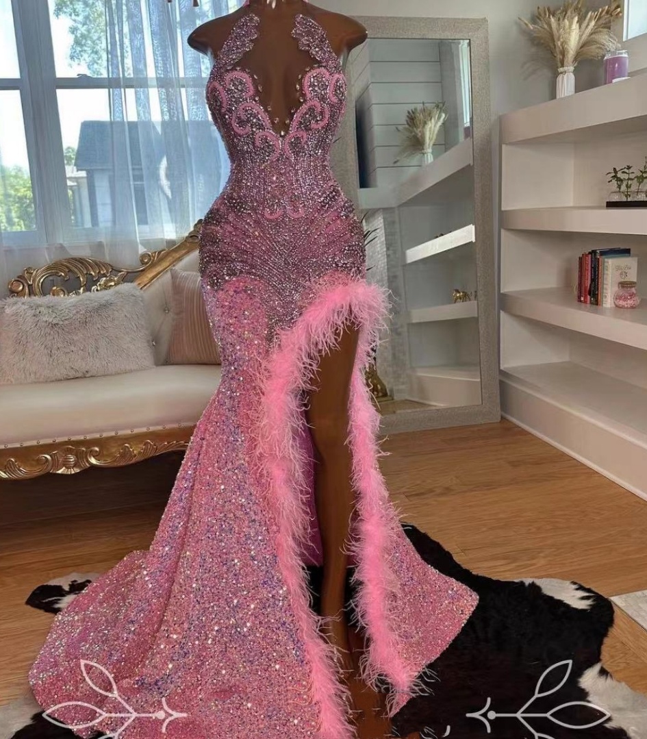 Pink Crystal Prom Dresses Long For Women 2025 Feather Beaded Side Slit Formal Evening Gowns Sparkly Sequined Party Dresses