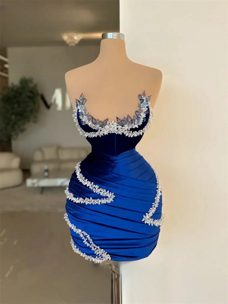 white christmas dresses Red Sparkly Short Prom Homecoming Dresses with Side Train Luxury Diamo –  formalgowns