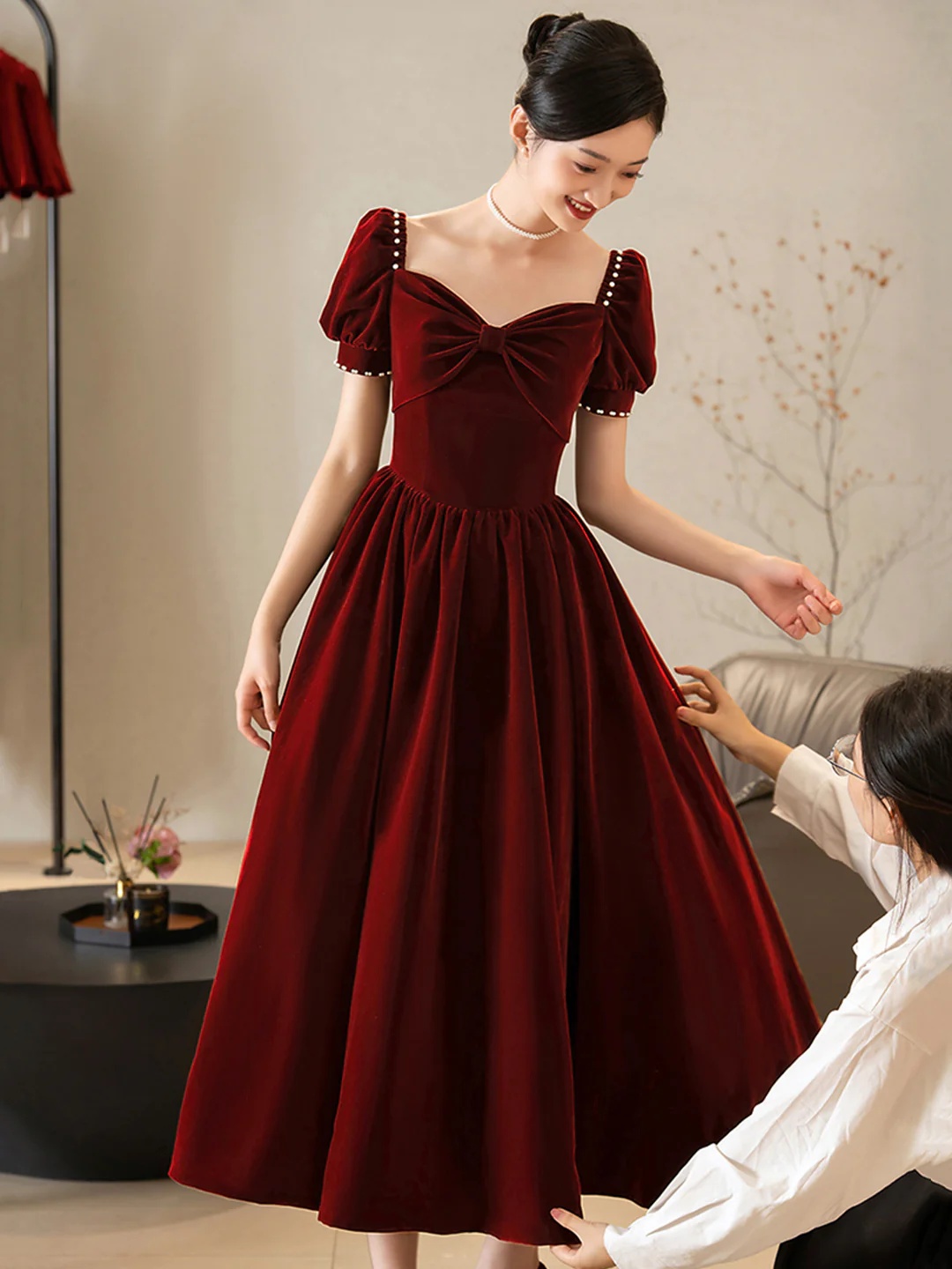 Burgundy Short Sleeve Homeocming Dresses Velvet A Line Square Neckline Crystal Formal Evening Gowns Dark Red Party Dresses for Wedding Party