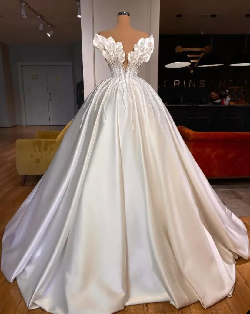 Princess A-line Wedding Dresses Bridal Gown Sleeveless Satin Pearls ...
