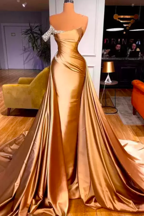 2022 Designer Prom Dresses One Shoulder Strap Beaded Overskirt Sweep Train Satin Mermaid Plus Size Custom Made Evening Gown