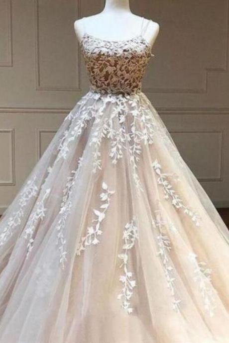 White Spaghetti-strap Prom Dress A-line Lace-up Back Appliques Illusion Tulle Sweep Train Evening Wedding Gowns Vestidos De Gala