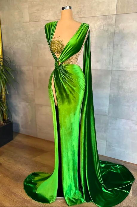 Velvet Green Mermaid Prom Dresses V Neck Sleeveless Sexy Appliques Sequins Beaded Floor Length Side Slit Celebrity Evening Dresses Party Gowns