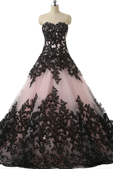 Blushing Pink Black Gothic Ball Gown Wedding Dresses Sweetheart Lace Appliques Vintage Bridal Gowns Non White Wedding Colorful