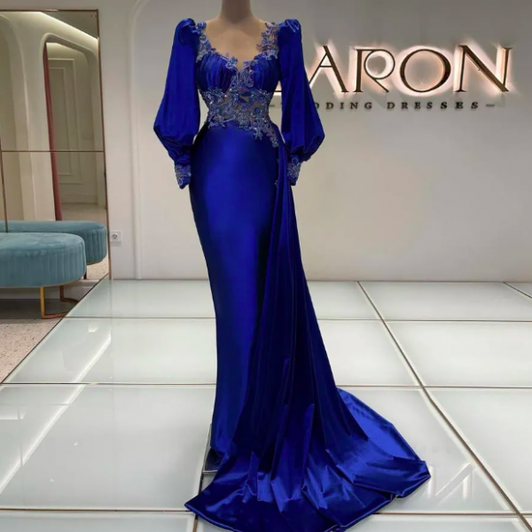 Sky Blue Formal Dress Trumpet/Mermaid Lace Appliques Beading Ruched Formal Dress