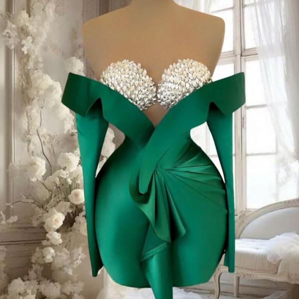 Emerald Green Crystal Prom Dresses Short for Teens 16 18 Off the Shoulder Long Sleeve Crystal Beading Satin Pleated Short Homecoming Dresses Mini Cocktail Dresses