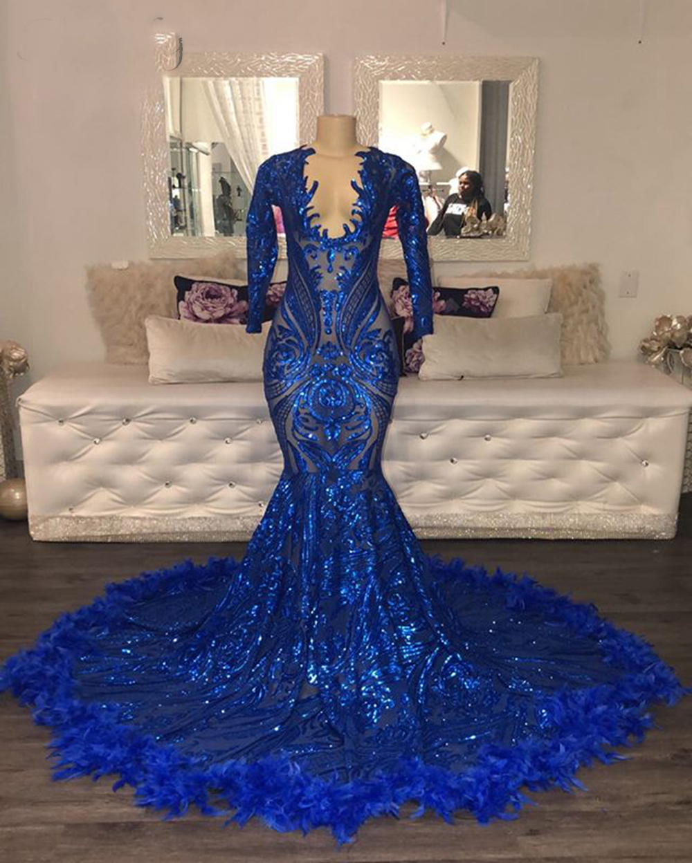 Sexy See Through Long Sleeve Mermaid Prom Dresses 2022 V-neck Royal ...